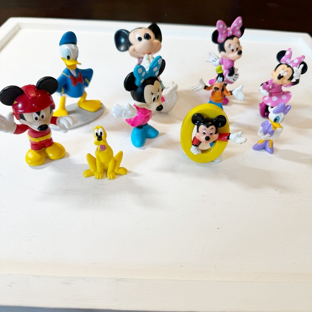 DISNEY Mixed Lot PVC Plastic Figures Toys Mickey & Minnie Mouse Donald Duck 10